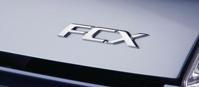 Honda FCX (2003) - picture 23 of 27