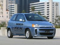 Honda FCX (2003) - picture 3 of 27