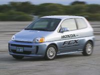 Honda FCX (2003) - picture 5 of 27