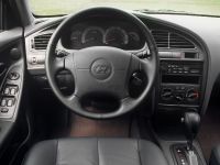 Hyundai Elantra GT 4-Door (2003)