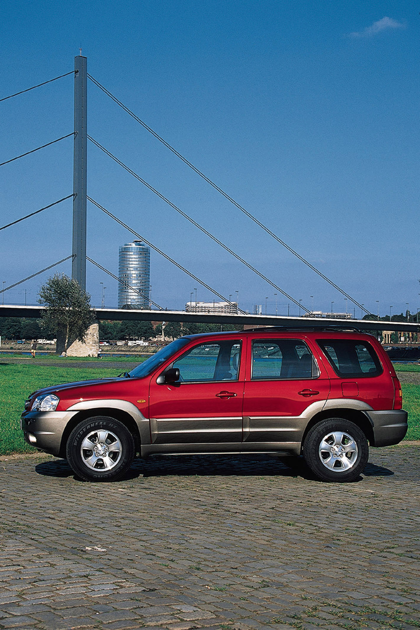 Mazda Tribute