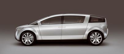 Mazda Washu Concept (2003) - picture 7 of 10
