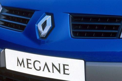 Renault Megane II Hatch (2003) - picture 9 of 9