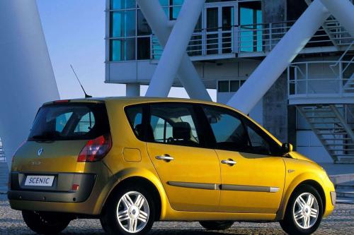 Renault Scenic II (2003) - picture 16 of 22
