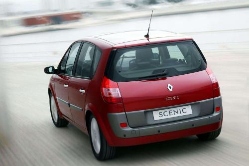 Renault Scenic II (2003) - picture 17 of 22