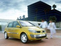 Renault Scenic II (2003) - picture 5 of 22