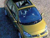 Renault Scenic II (2003) - picture 11 of 22