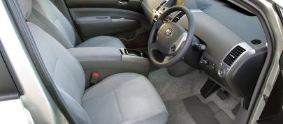 Toyota Prius (2003) - picture 23 of 27
