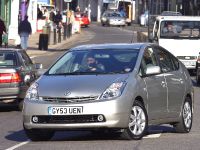 Toyota Prius (2003) - picture 6 of 27