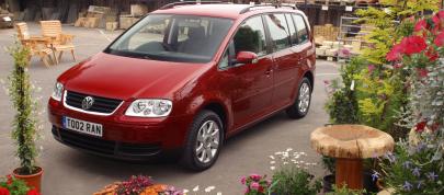 Volkswagen Touareg (2003) - picture 7 of 8