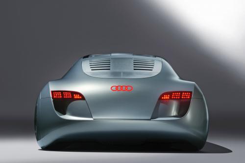 Audi RSQ sport coupe concept (2004) - picture 8 of 8