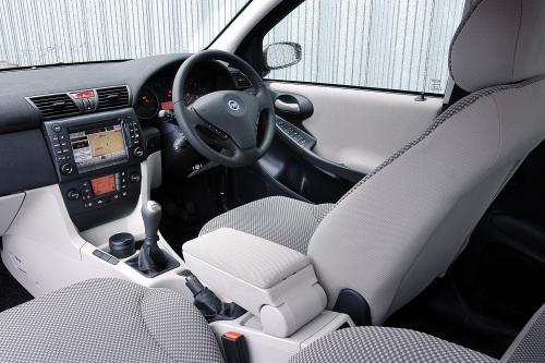 Fiat Stilo (2004) - picture 17 of 18