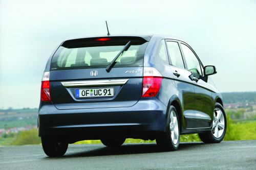 Honda FRV (2004) - picture 16 of 26