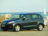Honda FRV (2004) - picture 11 of 26