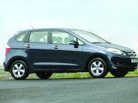 Honda FRV (2004) - picture 13 of 26