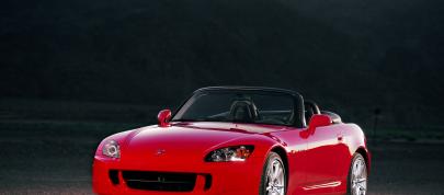 Honda S2000 (2004) - picture 4 of 56