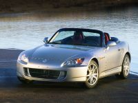 Honda S2000 (2004) - picture 2 of 56