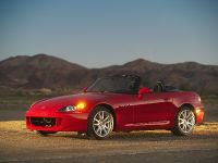Honda S2000 (2004) - picture 3 of 56
