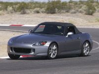 Honda S2000 (2004) - picture 13 of 56