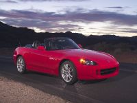 Honda S2000 (2004) - picture 19 of 56