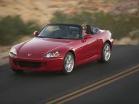 Honda S2000 (2004) - picture 21 of 56