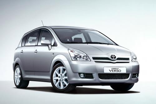 Toyota Corolla Verso (2004) - picture 1 of 6