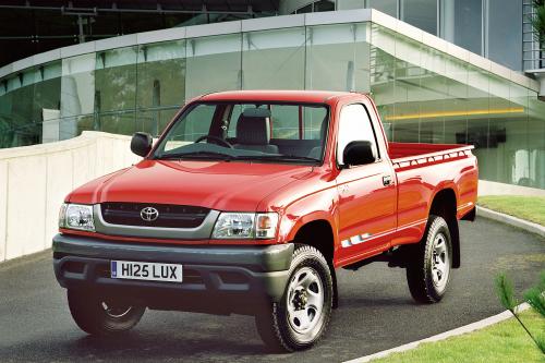 Toyota Hilux Single Cab (2004) - picture 1 of 4