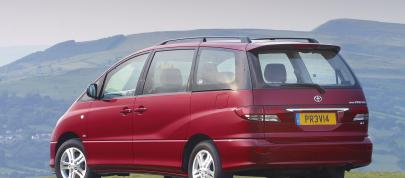 Toyota Previa (2004) - picture 4 of 9