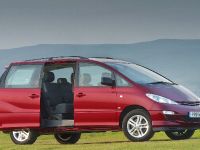 Toyota Previa (2004) - picture 2 of 9