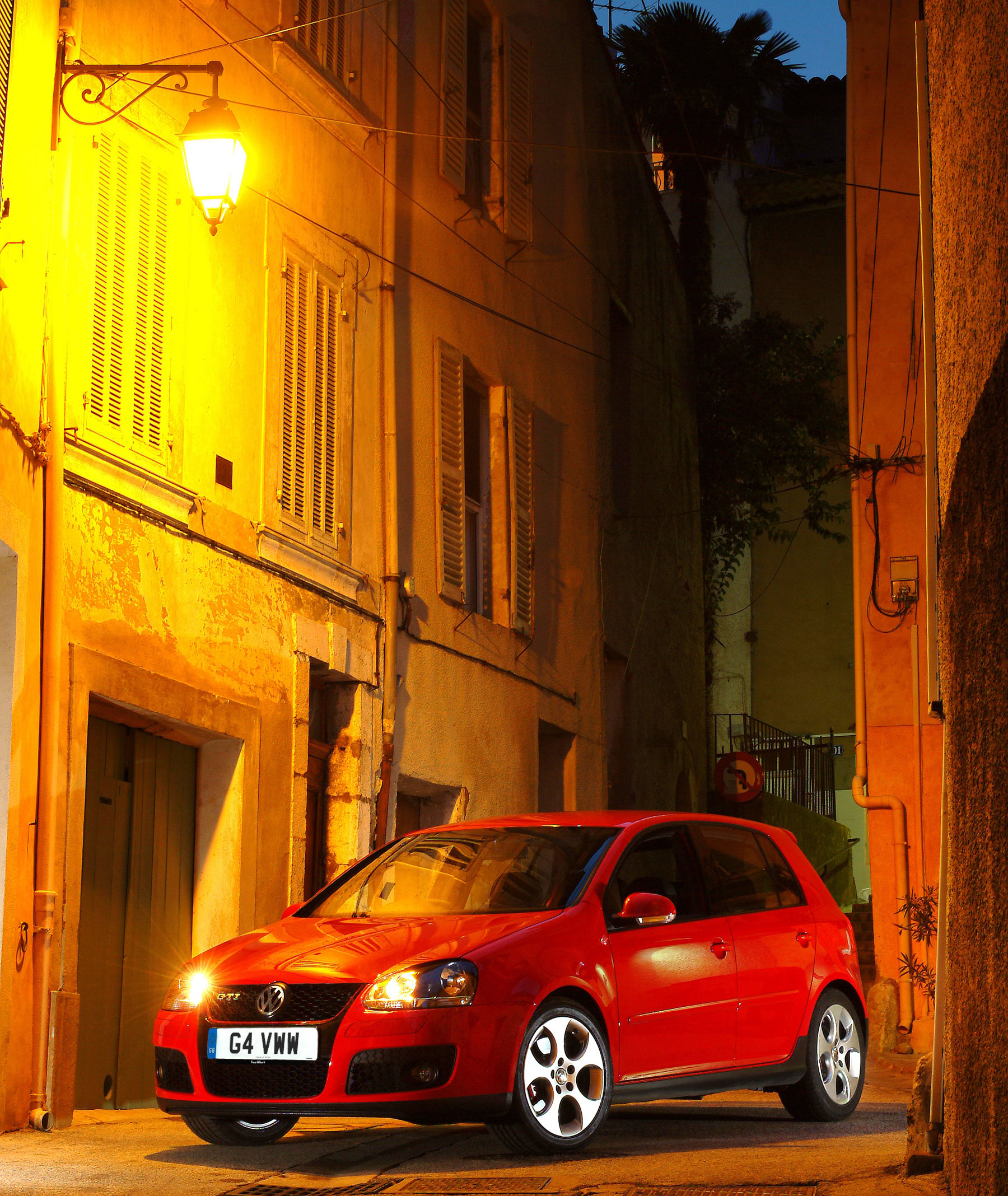 Volkswagen Golf GTI