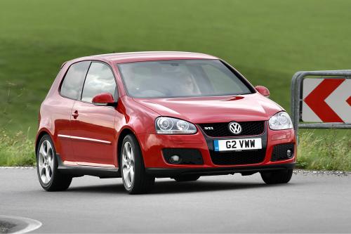 Volkswagen Golf GTI (2004) - picture 1 of 15