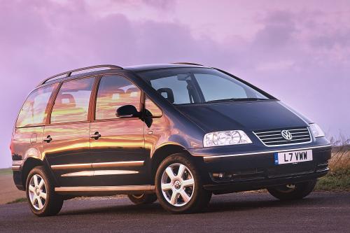 Volkswagen Sharan (2004) - picture 1 of 8