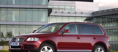 Volkswagen Touareg (2004) - picture 4 of 4