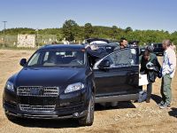 Audi Q7 prototype (2005)