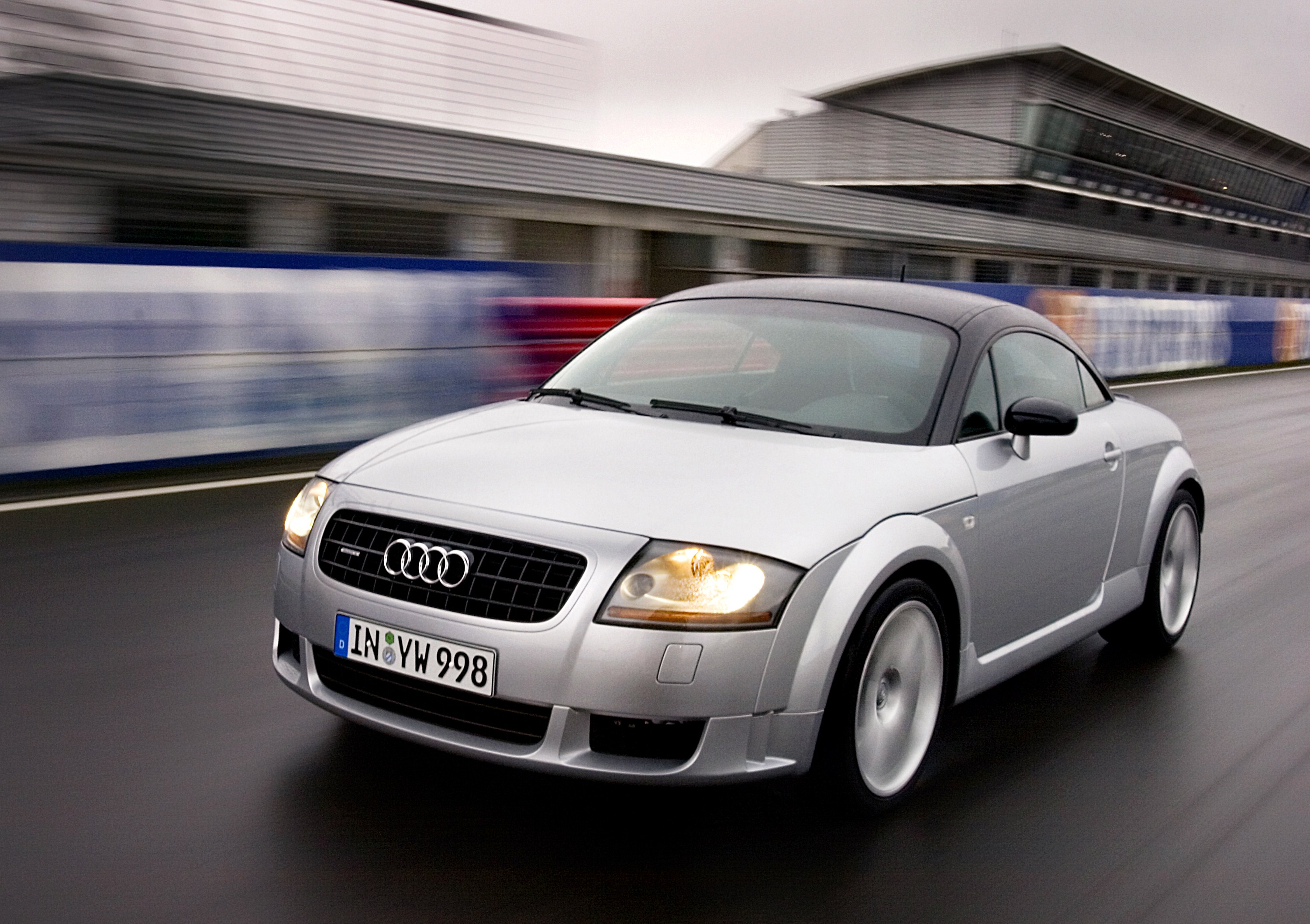 Audi TT quattro Sport