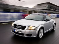 Audi TT quattro Sport (2005) - picture 2 of 3