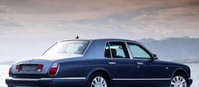 Bentley Arnage R (2005) - picture 7 of 10
