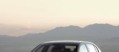 Bentley Continental Flying Spur (2005) - picture 7 of 13