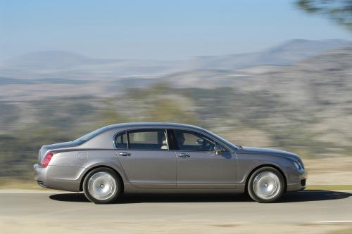 Bentley Continental Flying Spur (2005) - picture 9 of 13