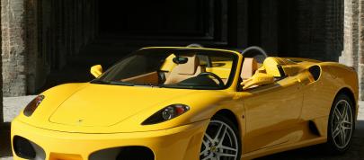 Ferrari F430 Spider (2005) - picture 12 of 38