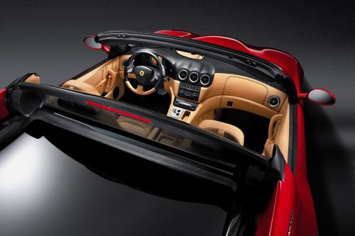 Ferrari Superamerica (2005) - picture 9 of 27