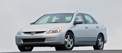 Honda Accord Hybrid (2005) - picture 15 of 65