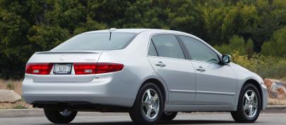 Honda Accord Hybrid (2005) - picture 36 of 65