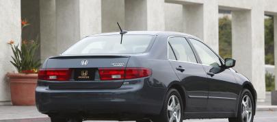 Honda Accord Hybrid (2005) - picture 44 of 65