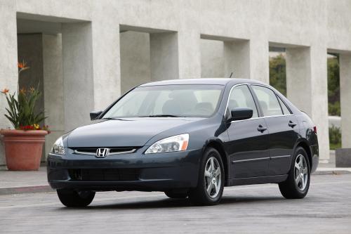 Honda Accord Hybrid (2005) - picture 1 of 65