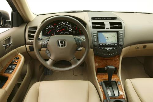 Honda Accord Hybrid (2005) - picture 64 of 65