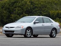Honda Accord Hybrid (2005) - picture 19 of 65