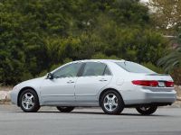 Honda Accord Hybrid (2005) - picture 35 of 65