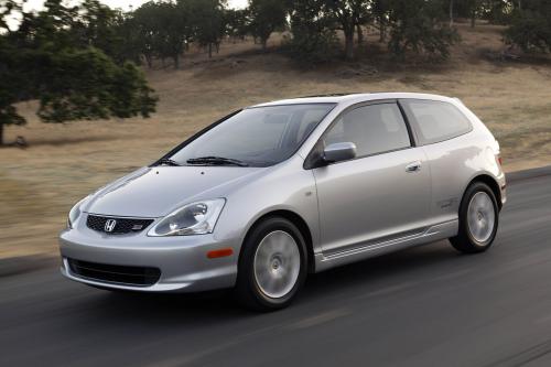 Honda Civic Hybrid (2005) - picture 1 of 15