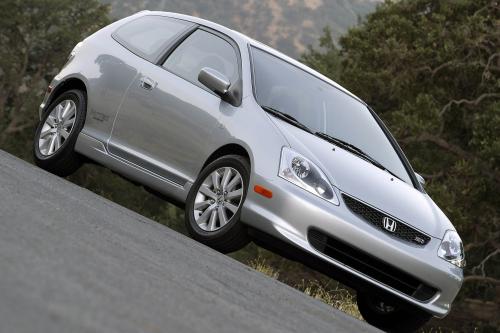 Honda Civic Hybrid (2005) - picture 8 of 15